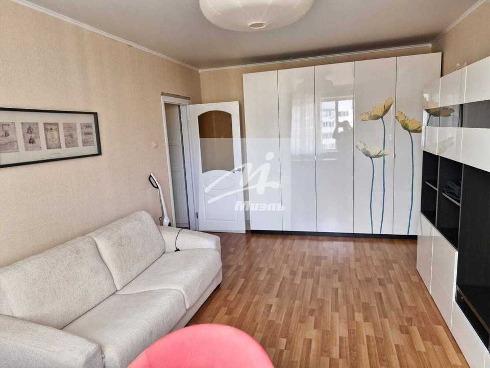 Продается 2-комнатная квартира, площадью 58.00 кв.м. Московская область, Одинцовский район, поселок городского типа ВНИИССОК, улица Рябиновая, дом 4