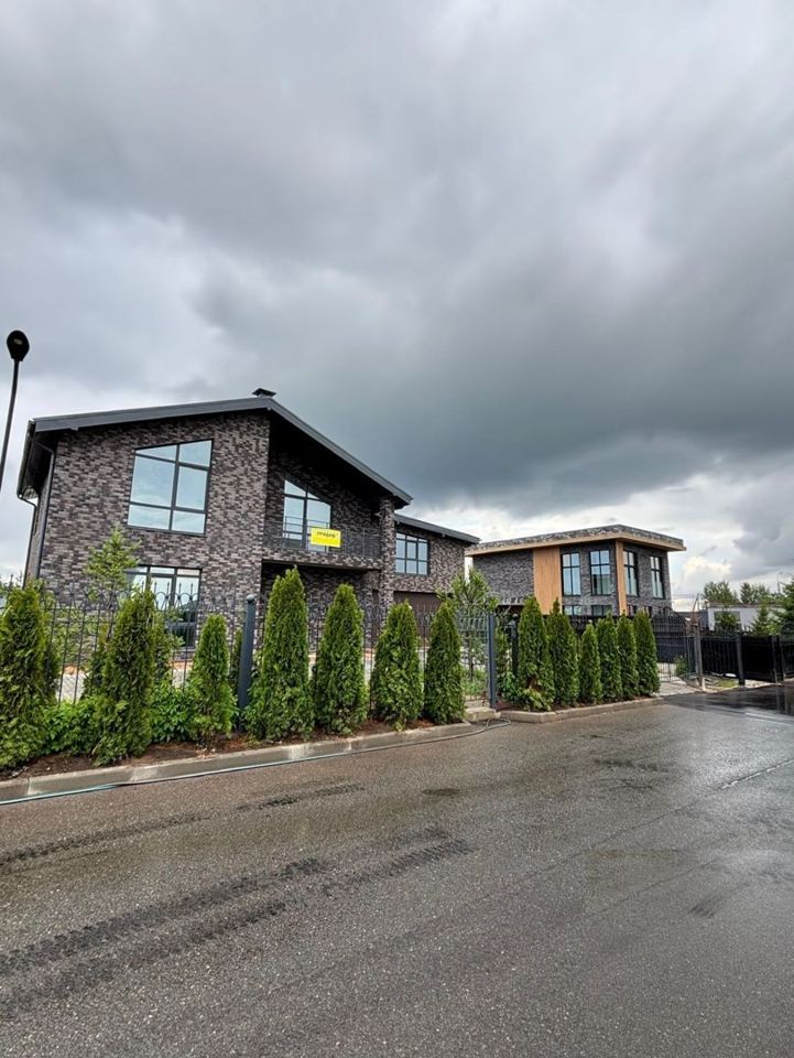 Продается дом, площадью 240.00 кв.м. Московская область, Красногорск городской округ, село Дмитровское