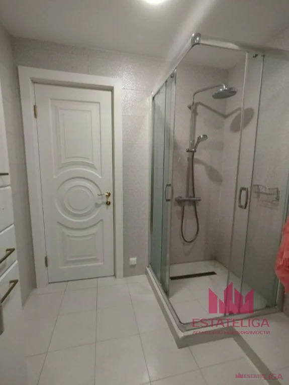 Продается 3-комнатная квартира, площадью 106.00 кв.м. Москва, улица Татьянин Парк, дом 15к2