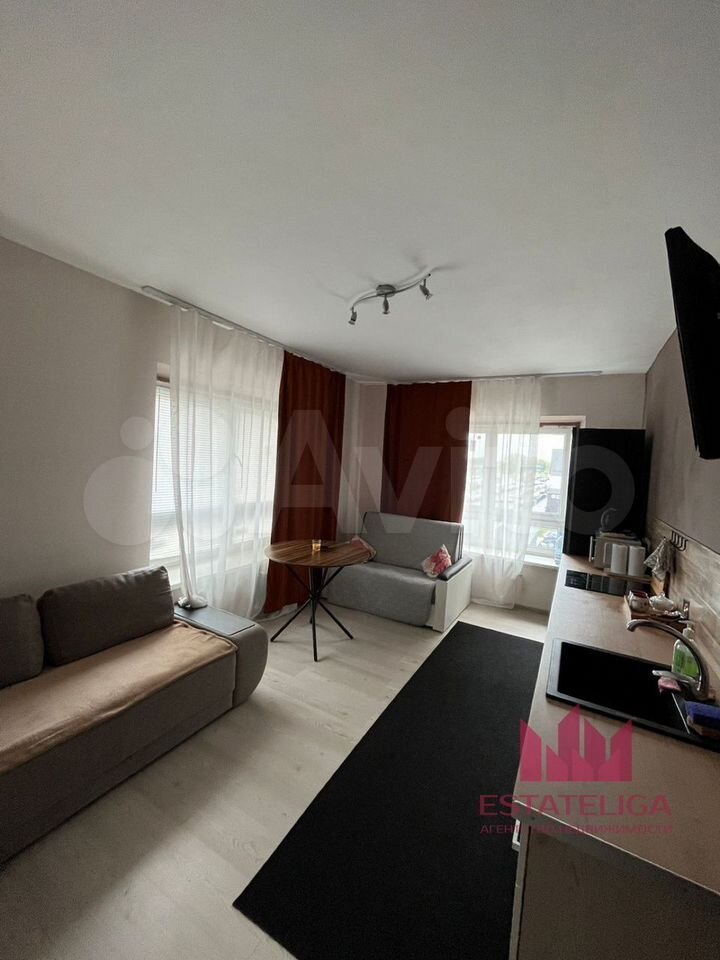 Продается 2-комнатная квартира, площадью 58.00 кв.м. Москва, улица Парковая, дом 1