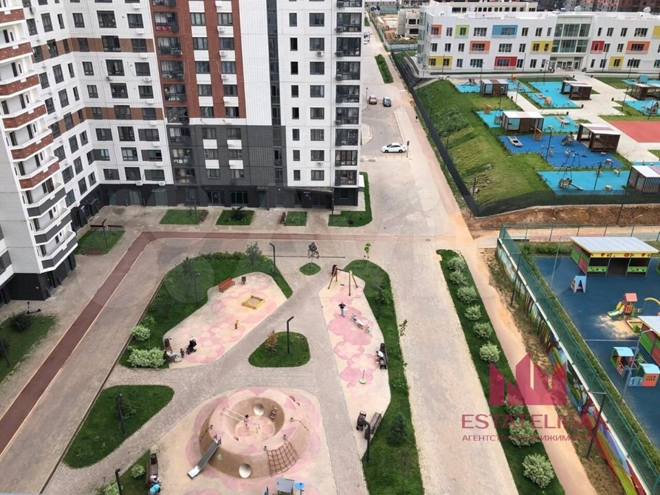 Продается 2-комнатная квартира, площадью 58.00 кв.м. Москва, улица Парковая, дом 1