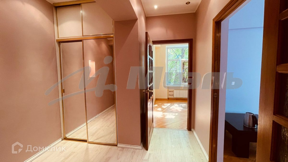 Продается 2-комнатная квартира, площадью 56.60 кв.м. Москва, улица Бажова, дом 3