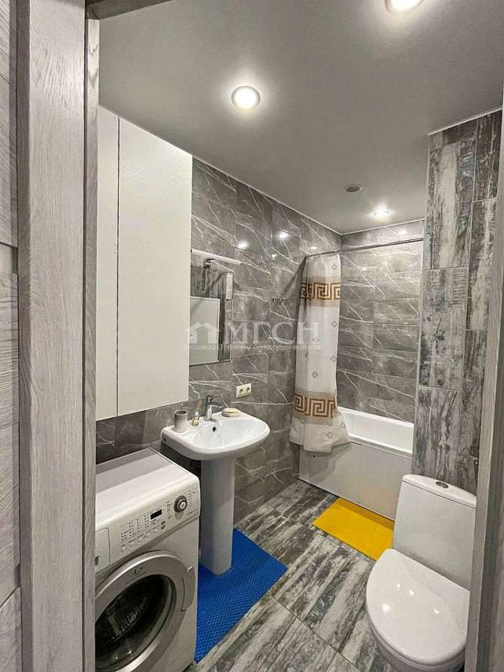 Продается 1-комнатная квартира, площадью 30.00 кв.м. Московская область, Щёлковский район, деревня Большие Жеребцы, микрорайон Восточный, дом 1к7