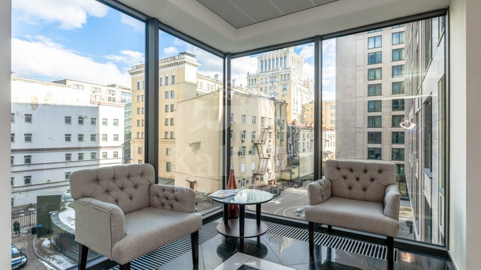 Продается 2-комнатная квартира, площадью 74.00 кв.м. Москва, улица Большая Садовая