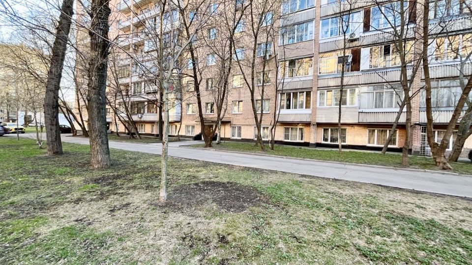 Продается 2-комнатная квартира, площадью 52.30 кв.м. Москва, улица Бориса Галушкина, дом 16