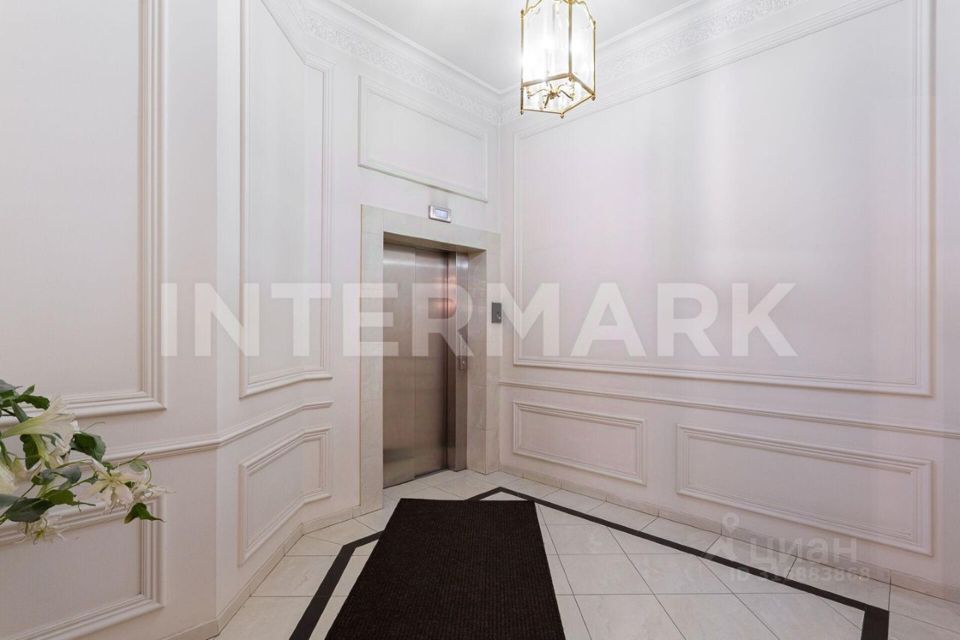 Продается 4-комнатная квартира, площадью 150.00 кв.м. Москва, переулок Казарменный, дом 3с6