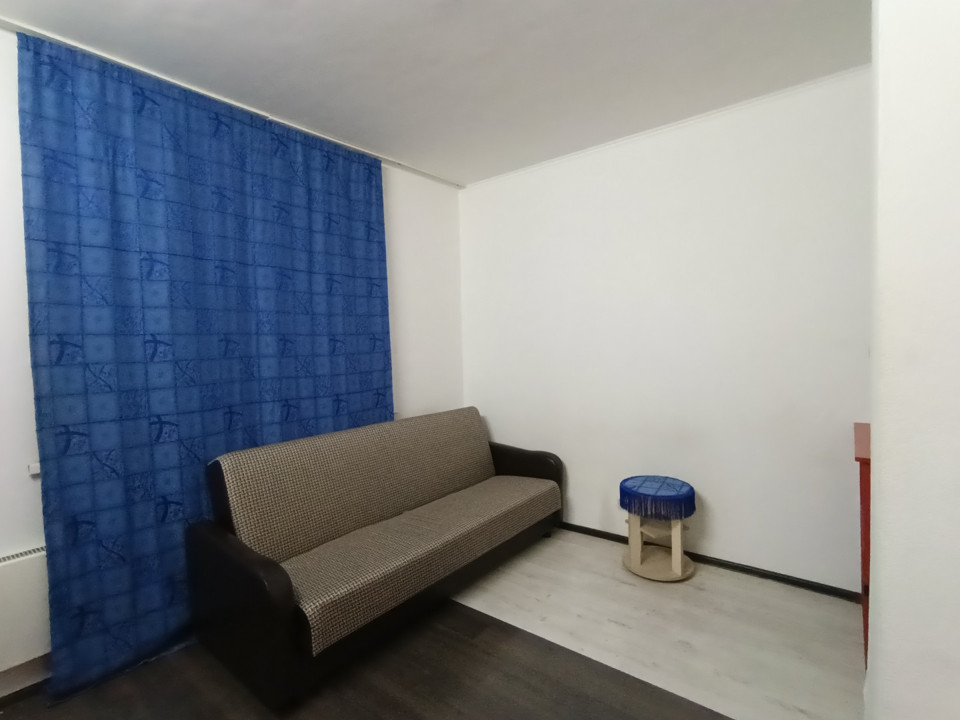 Продается 4-комнатная квартира, площадью 20.00 кв.м. Москва, улица Поречная