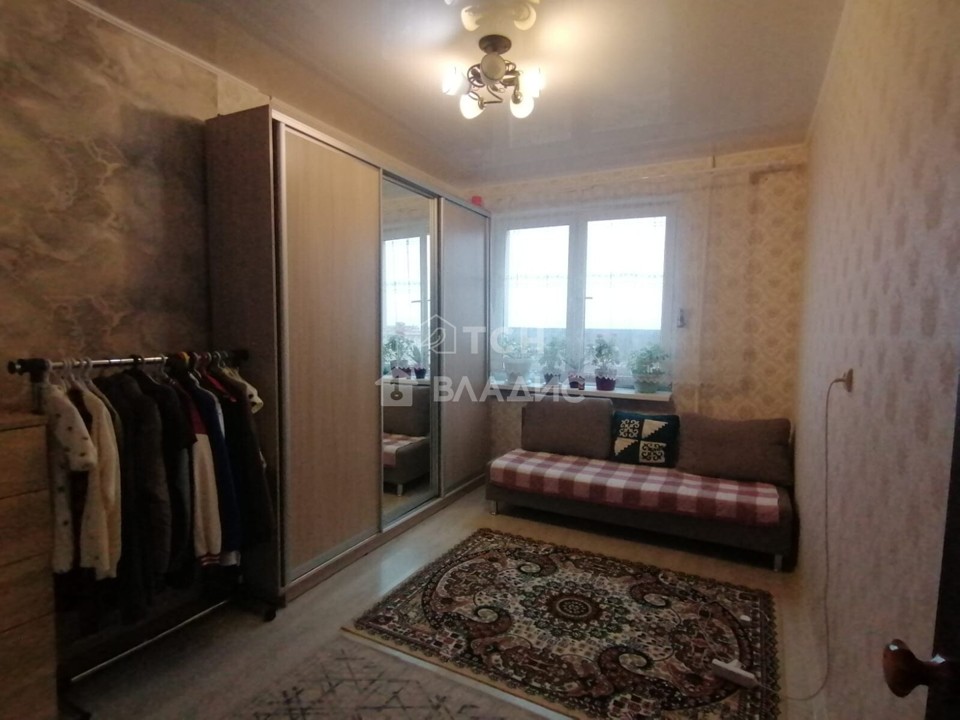 Продается 1-комнатная квартира, площадью 34.20 кв.м. Московская область, Лосино-Петровский городской округ, поселок Свердловский, улица Строителей