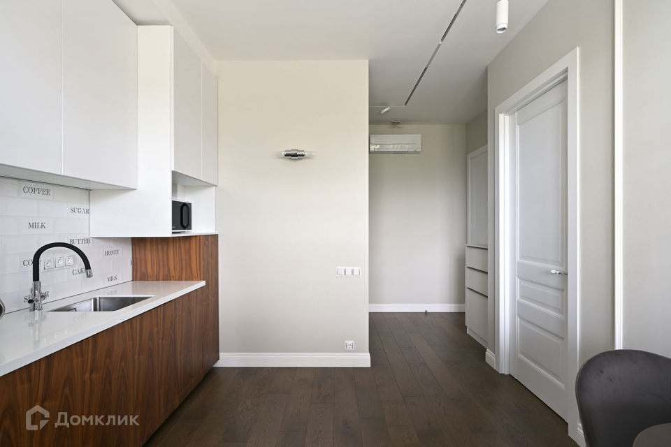 Продается 1-комнатная квартира, площадью 38.40 кв.м. Москва, улица Нежинская