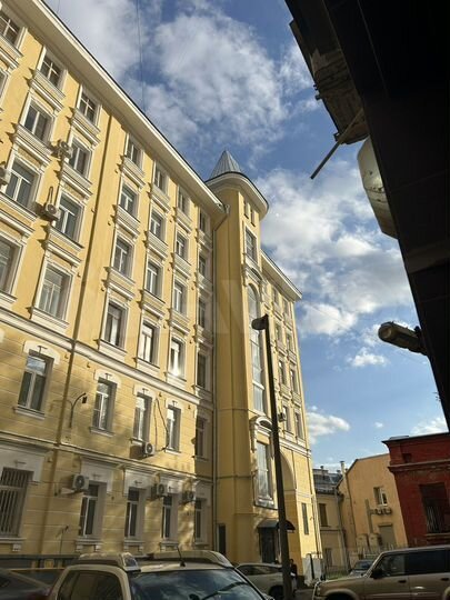 Продается 1-комнатная квартира, площадью 26.00 кв.м. Москва, улица Маросейка, дом 13с2