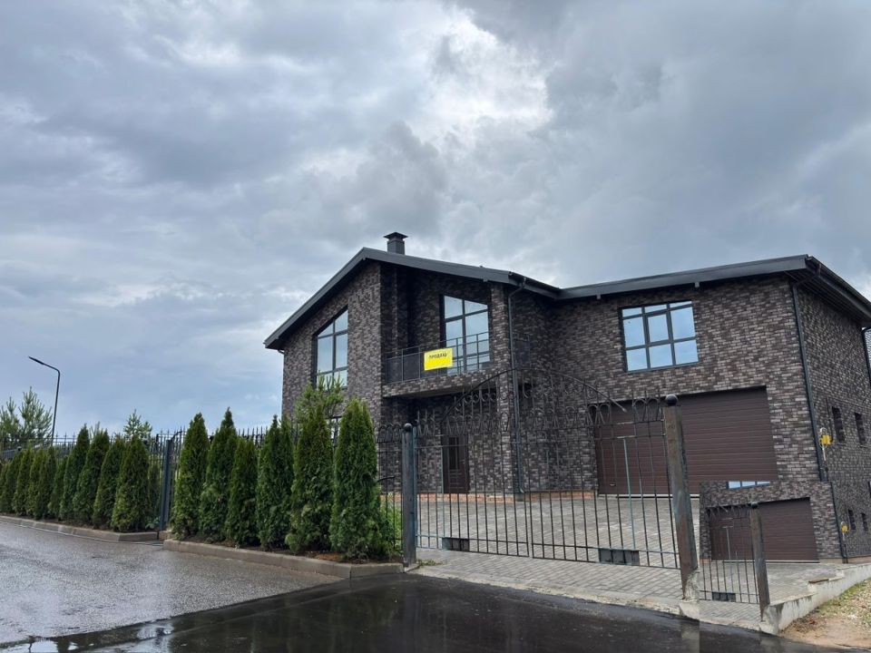 Продается дом, площадью 240.00 кв.м. Московская область, Красногорск городской округ, село Дмитровское