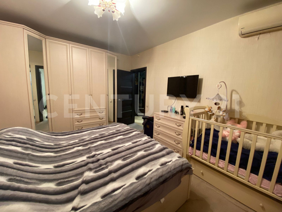 Продается 3-комнатная квартира, площадью 101.00 кв.м. Московская область, Одинцовский район, село Немчиновка, Советский проспект, дом 106