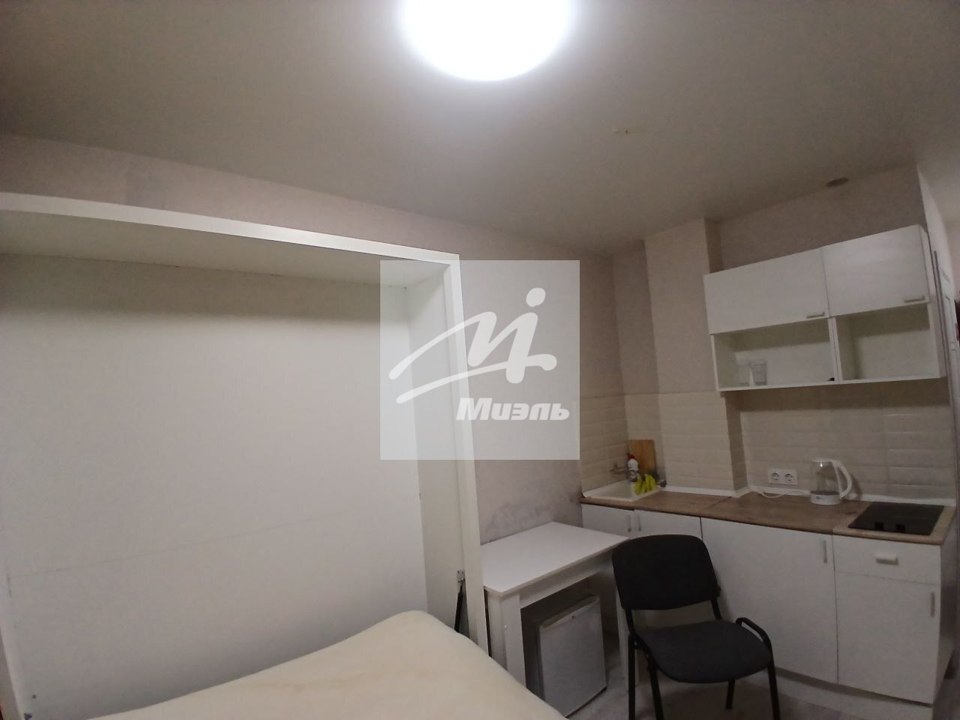 Продается 1-комнатная квартира, площадью 16.00 кв.м. Москва, Ленинский проспект, дом 85