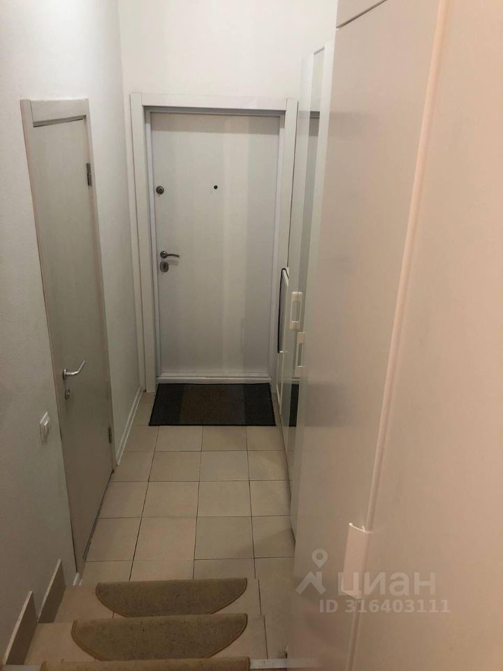 Продается 1-комнатная квартира, площадью 20.10 кв.м. Москва, улица Саларьевская, дом 10к1