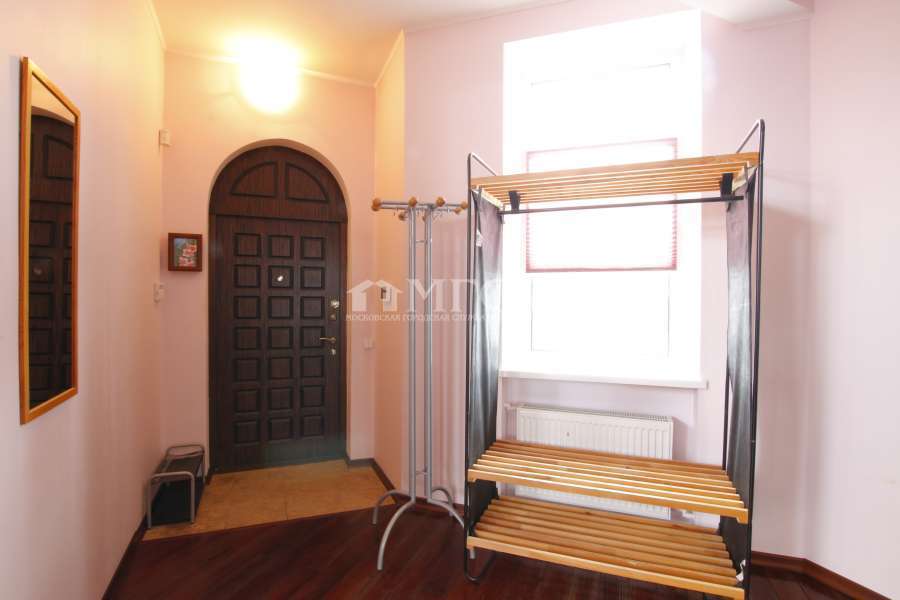 Продается дом, площадью 440.00 кв.м. Московская область, Одинцовский район, село Успенское, улица Центральная