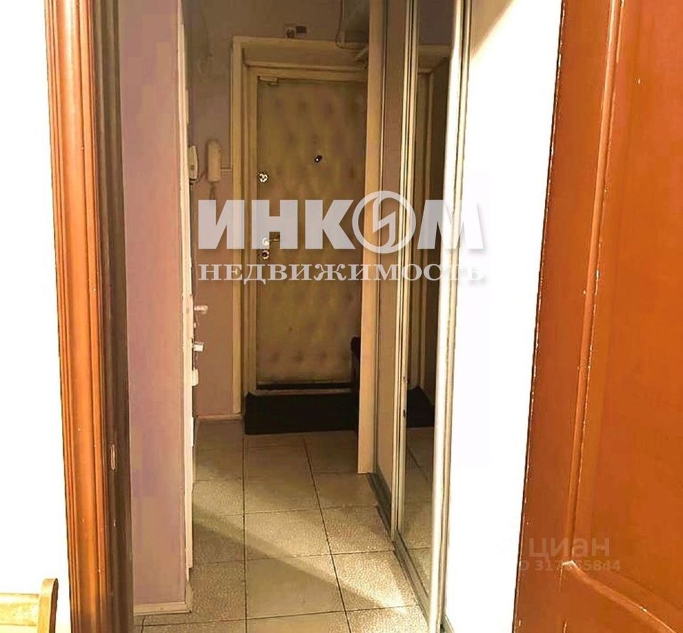 Продается 2-комнатная квартира, площадью 43.20 кв.м. Москва, улица Ярцевская, дом 11к3