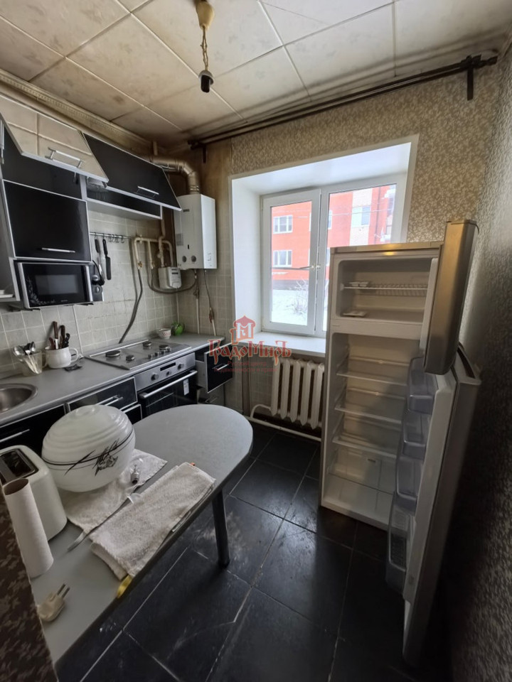 Продается 1-комнатная квартира, площадью 30.50 кв.м. Московская область, Дмитровский городской округ, деревня Жуковка, улица Армейская, дом 94