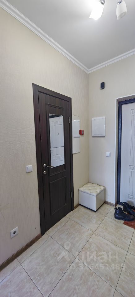 Продается 1-комнатная квартира, площадью 37.60 кв.м. Москва, город Щербинка, улица Барышевская Роща, дом 10