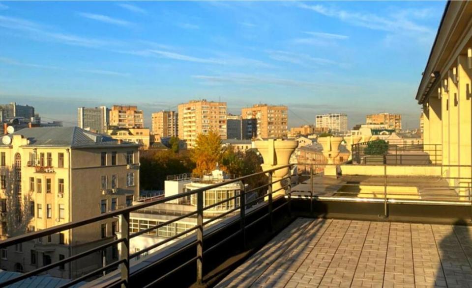 Продается 4-комнатная квартира, площадью 273.80 кв.м. Москва, переулок Большой Лёвшинский, дом 11