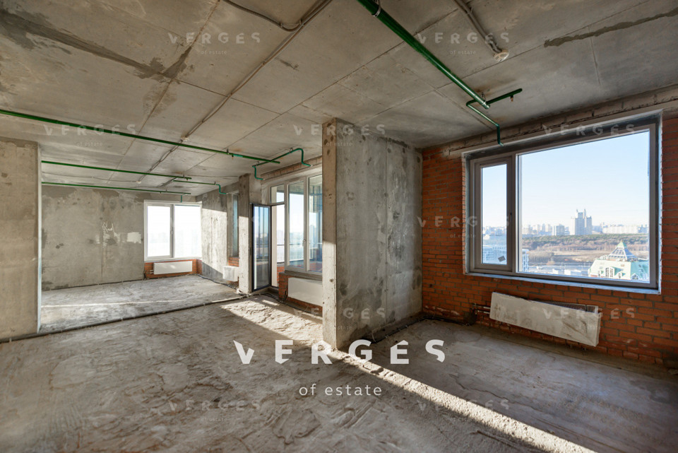 Продается 4-комнатная квартира, площадью 132.00 кв.м. Москва, улица Минская