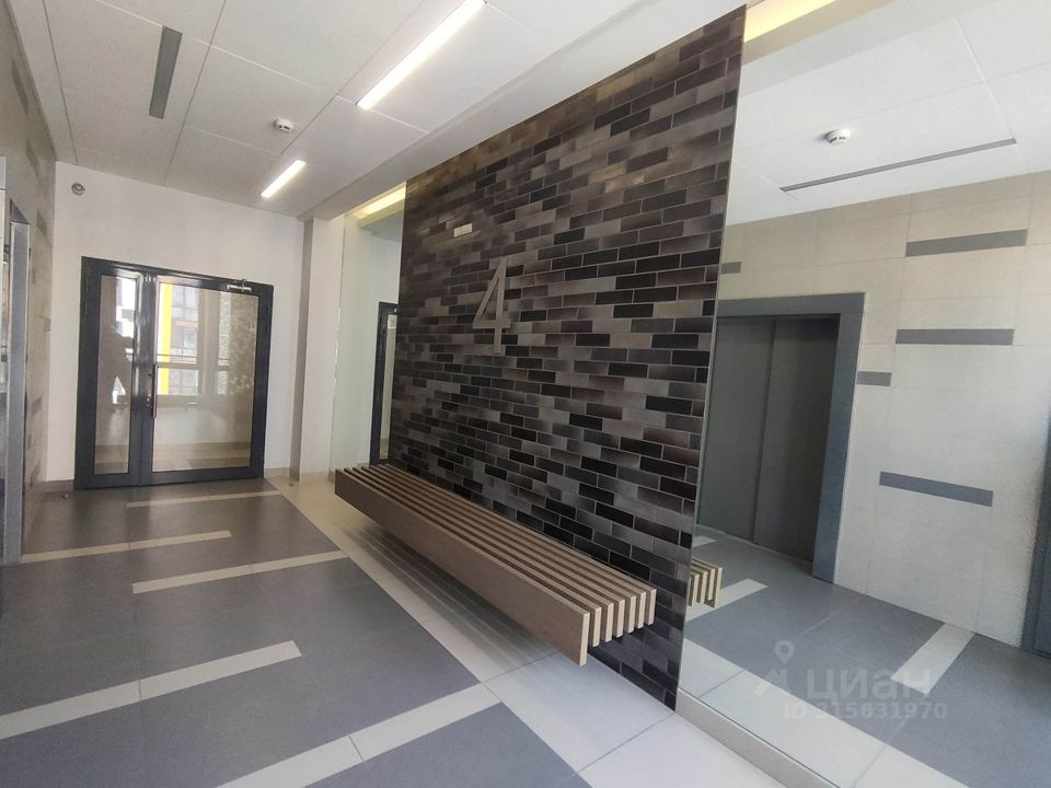 Продается 3-комнатная квартира, площадью 93.00 кв.м. Московская область, Одинцовский район, поселок городского типа Заречье, улица Медовая, дом 7