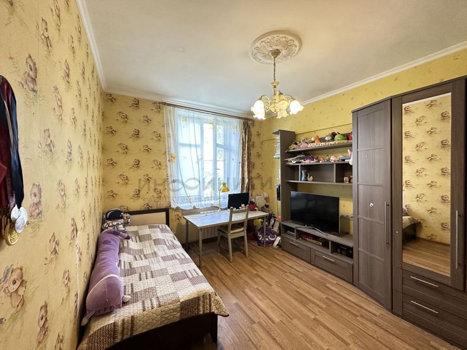 Продается 3-комнатная квартира, площадью 87.60 кв.м. Москва, улица Фрунзенская 3-я, дом 3