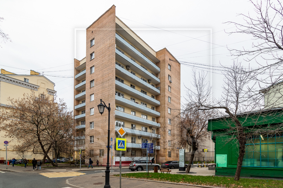 Продается 2-комнатная квартира, площадью 65.00 кв.м. Москва, улица Бронная Малая