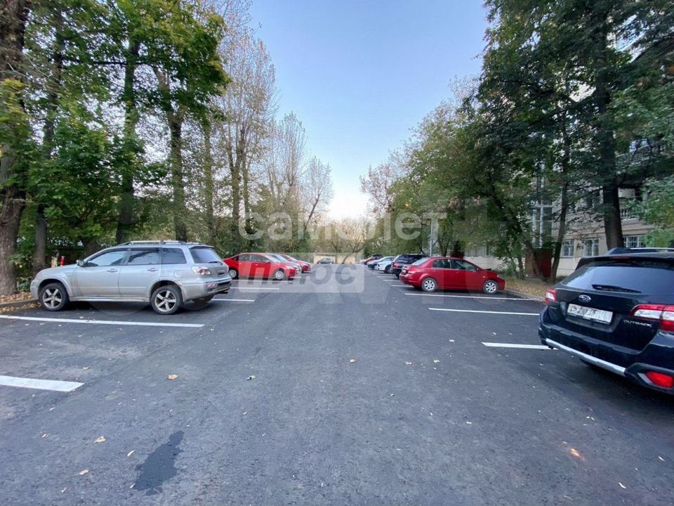 Продается 3-комнатная квартира, площадью 63.00 кв.м. Москва, улица Маршала Василевского, дом 13к1