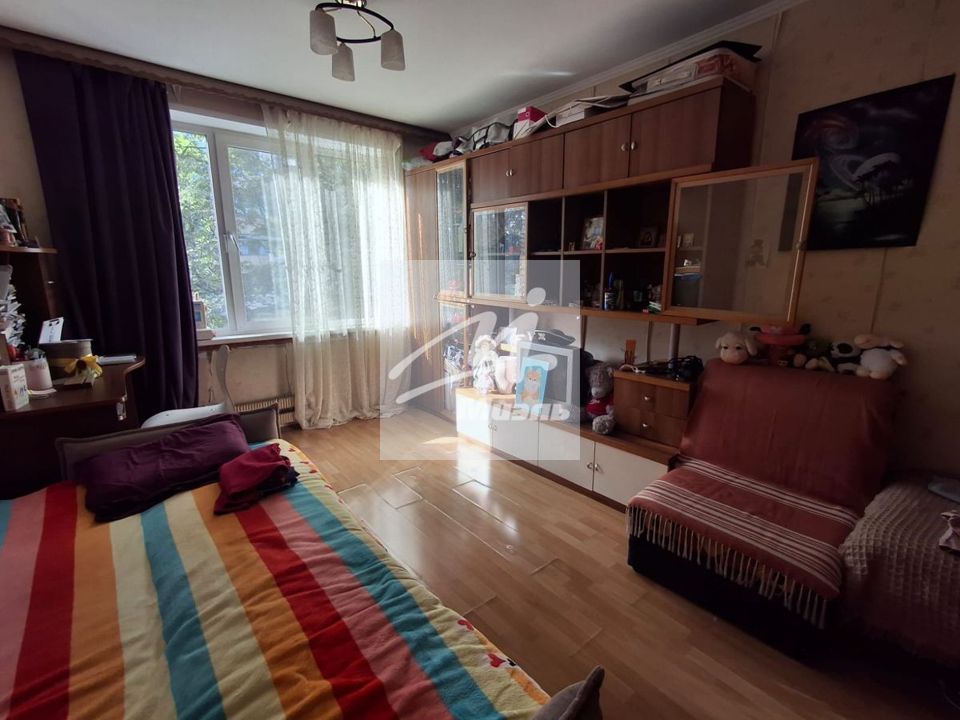 Продается 1-комнатная квартира, площадью 33.20 кв.м. Москва, улица Давыдковская, дом 2к1