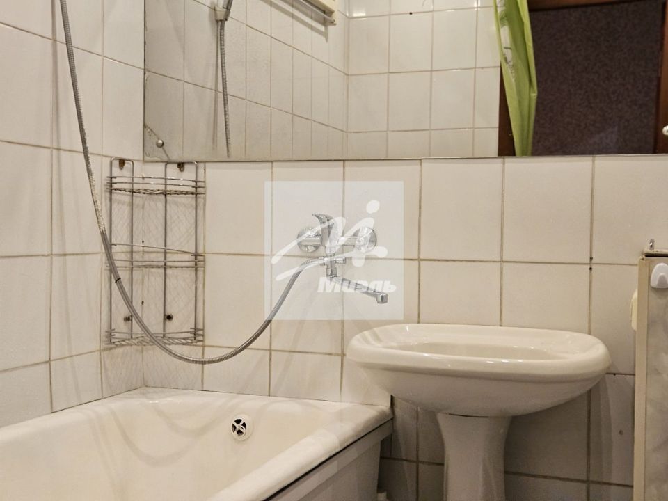 Продается 1-комнатная квартира, площадью 37.40 кв.м. Москва, улица Лобачевского, дом 100