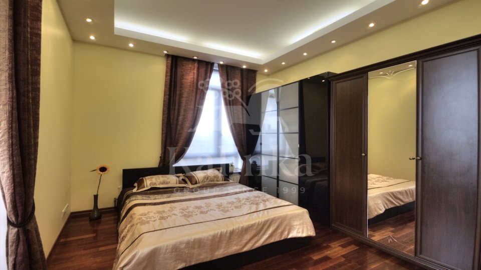 Продается 4-комнатная квартира, площадью 124.00 кв.м. Москва, улица Минская