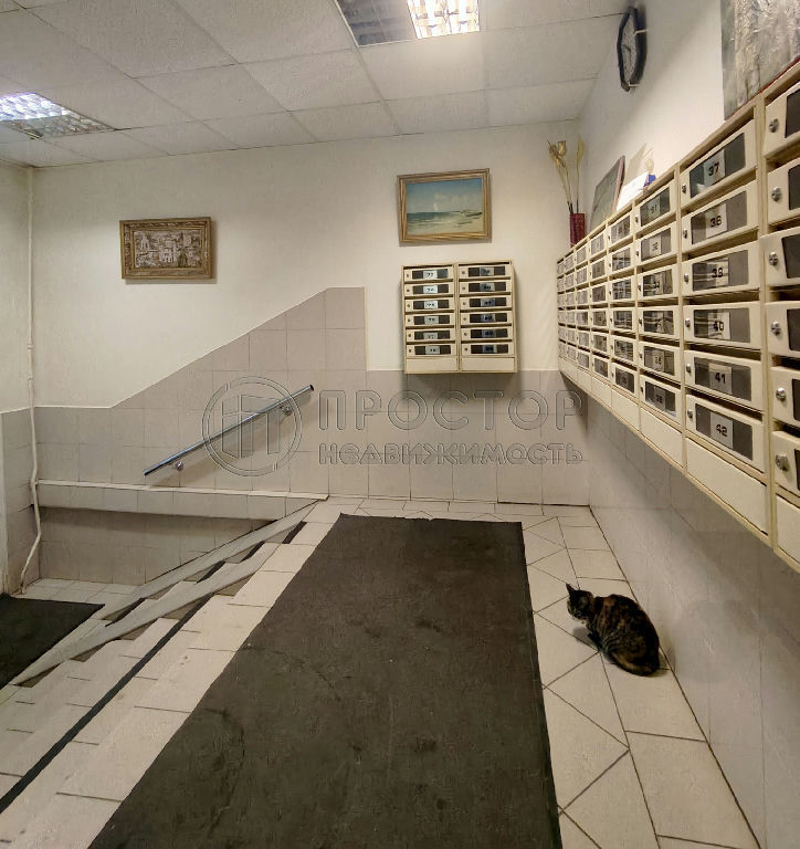 Продается 1-комнатная квартира, площадью 38.00 кв.м. Москва, улица Никулинская, дом 31