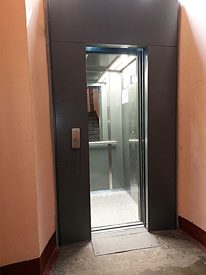 Продается 2-комнатная квартира, площадью 54.00 кв.м. Москва, переулок Орликов, дом 6