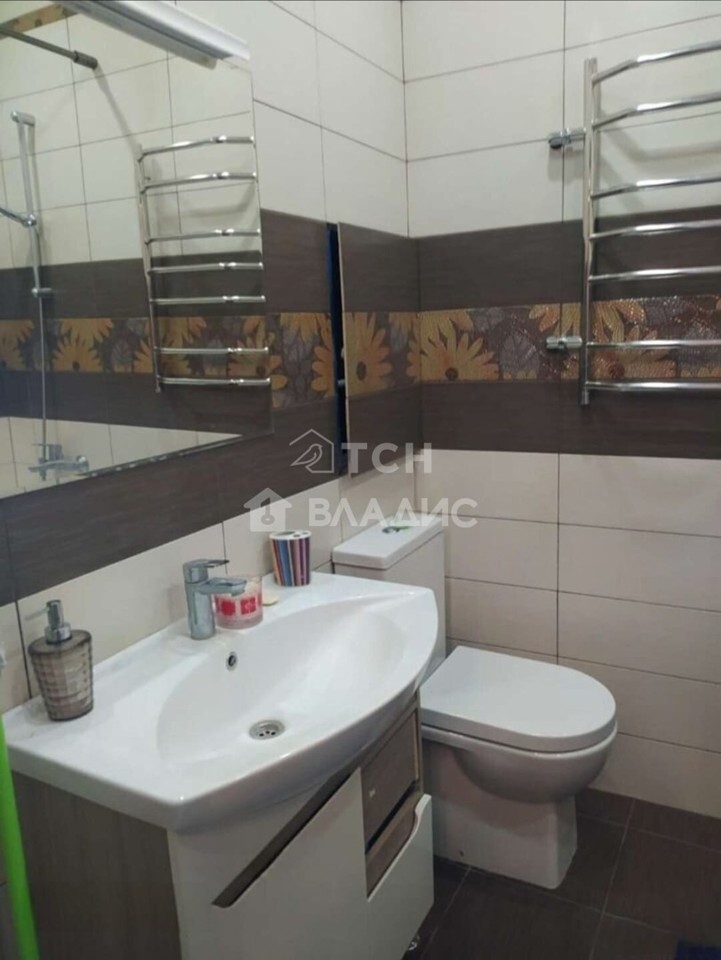 Продается 1-комнатная квартира, площадью 38.40 кв.м. Московская область, Пушкинский район, дачный поселок Зеленоградский, улица Зеленый Город, дом 4