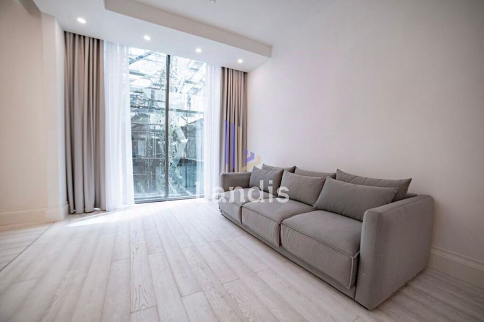 Продается 1-комнатная квартира, площадью 53.00 кв.м. Москва, улица 2-я Брестская, дом 6