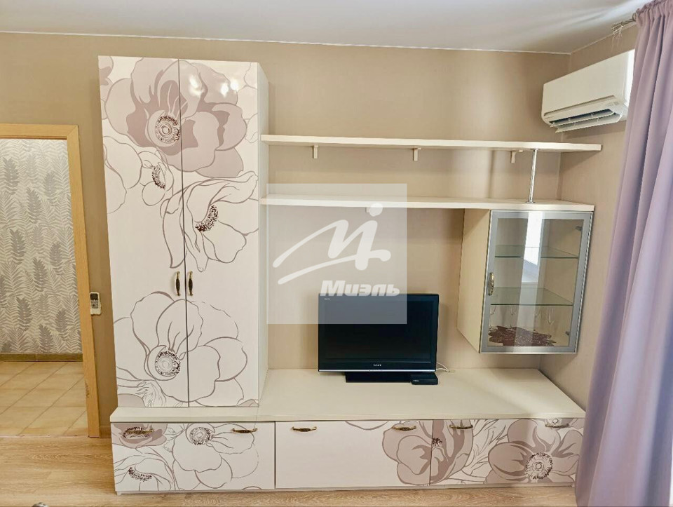 Продается 1-комнатная квартира, площадью 40.20 кв.м. Московская область, Дмитровский городской округ, село Озерецкое, Радости бульвар, дом 16