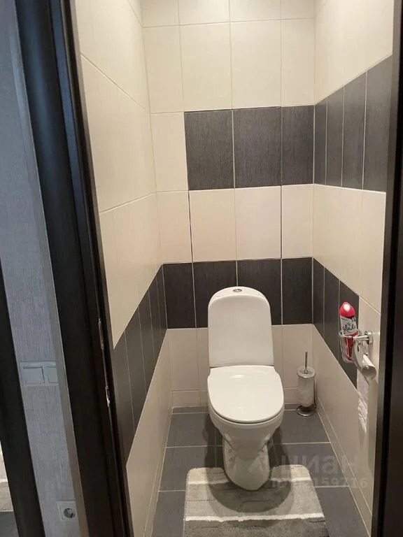 Продается 2-комнатная квартира, площадью 42.00 кв.м. Москва, улица Белореченская, дом 28к2