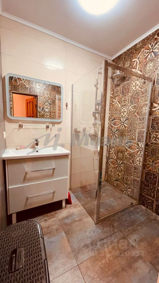 Продается 2-комнатная квартира, площадью 56.60 кв.м. Москва, улица Бажова, дом 3