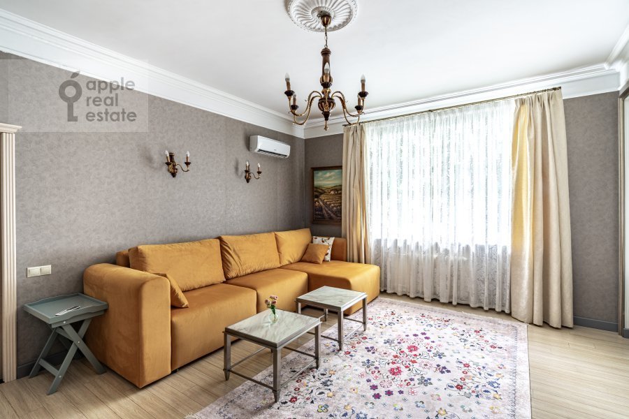 Продается 3-комнатная квартира, площадью 88.00 кв.м. Москва, переулок Нижний Кисловский, дом 3