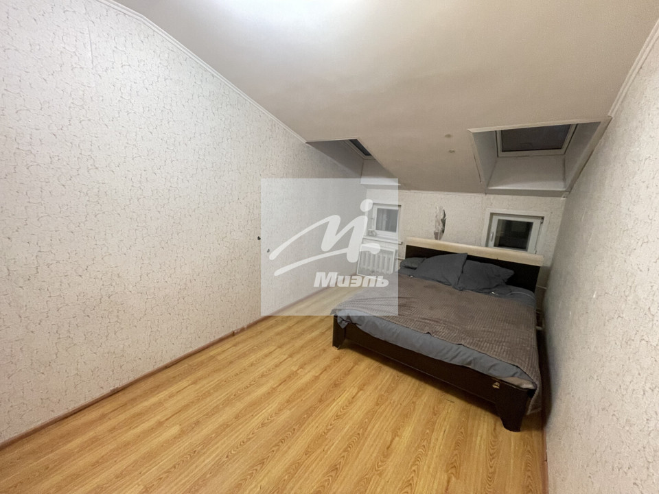 Продается 1-комнатная квартира, площадью 30.00 кв.м. Московская область, Лобня городской округ, город Лобня, улица Спортивная, дом 5