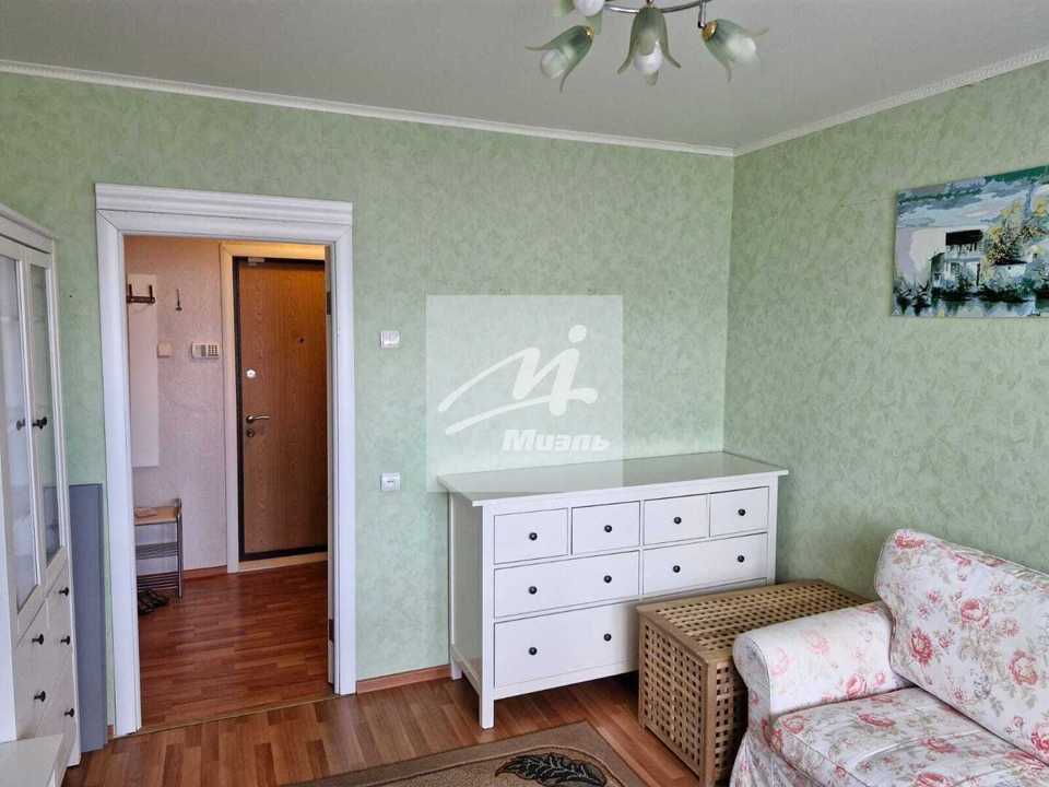 Продается 2-комнатная квартира, площадью 58.00 кв.м. Московская область, Одинцовский район, поселок городского типа ВНИИССОК, улица Рябиновая, дом 4