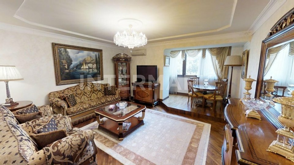 Продается 3-комнатная квартира, площадью 82.00 кв.м. Москва, улица Серегина, дом 3