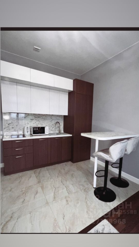 Продается 2-комнатная квартира, площадью 46.00 кв.м. Москва, улица Нежинская