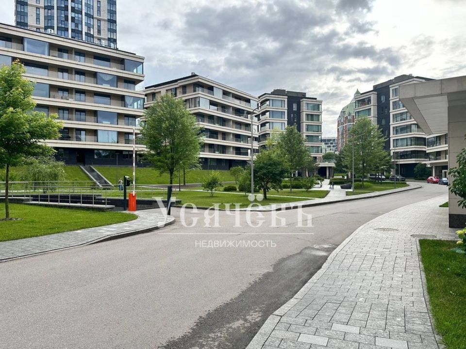 Продается 4-комнатная квартира, площадью 196.70 кв.м. Москва, улица Минская, дом 2вк4