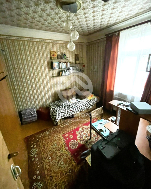 Продается 2-комнатная квартира, площадью 42.00 кв.м. Московская область, Клин городской округ, город Клин, улица Карла Маркса, дом 16