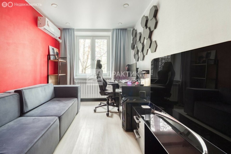 Продается 2-комнатная квартира, площадью 41.20 кв.м. Москва, Ломоносовский проспект, дом 34А