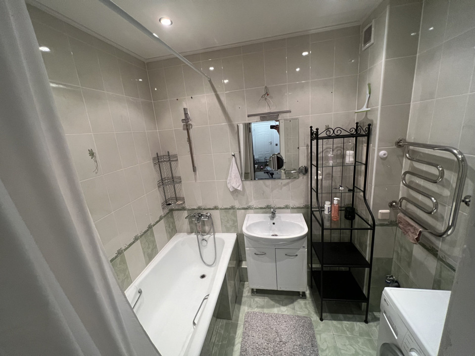 Продается 3-комнатная квартира, площадью 80.60 кв.м. Москва, переулок Лялин