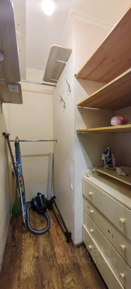 Продается 1-комнатная квартира, площадью 37.60 кв.м. Москва, город Щербинка, улица Барышевская Роща, дом 10