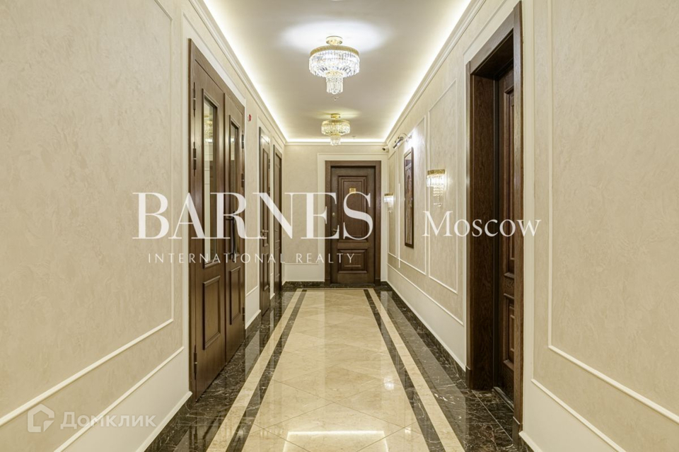 Продается 2-комнатная квартира, площадью 69.70 кв.м. Москва, улица Поварская