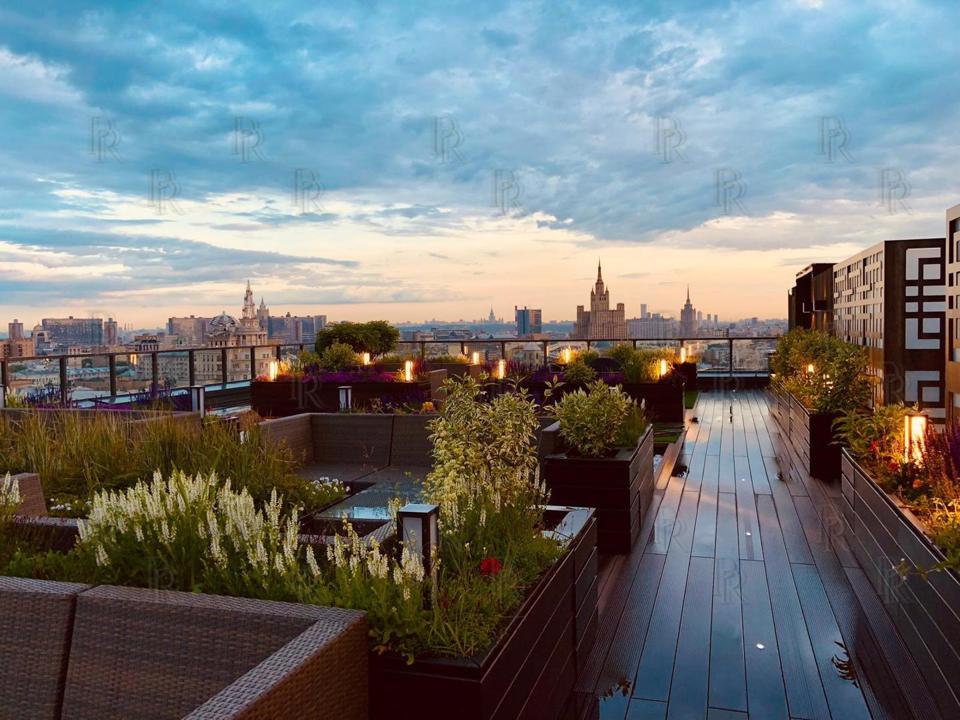 Продается 2-комнатная квартира, площадью 79.60 кв.м. Москва, улица Большая Садовая, дом 5к1